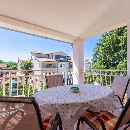 Ana With Terrace & Pet-friendly