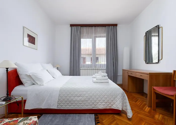 Lejlighed Ana With Terrace & Pet-friendly Poreč